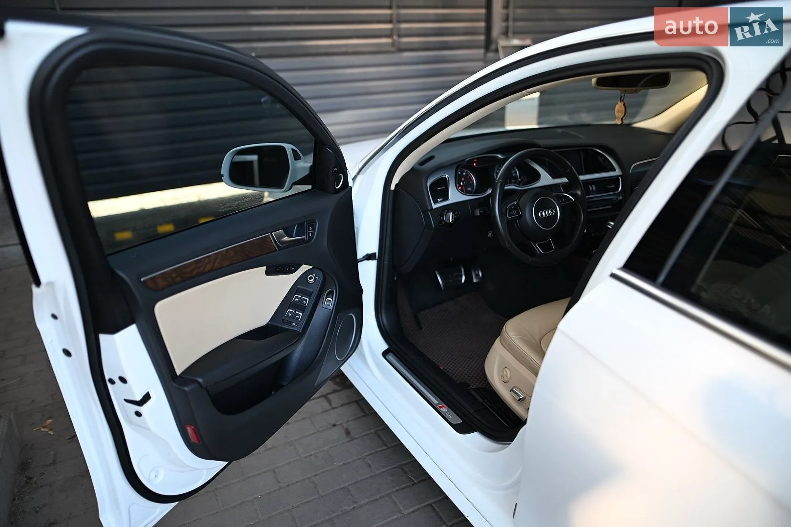 2015 Audi A4 - мініатюра 51