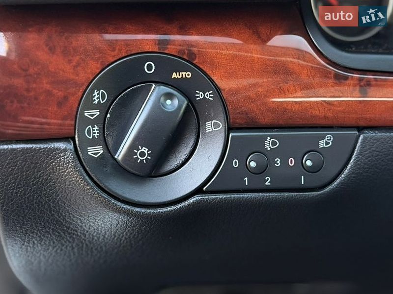 Универсал Audi A4 2005 в Владимире