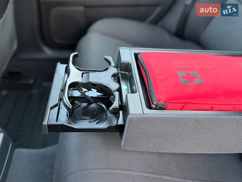 Универсал Audi A4 2005 в Владимире
