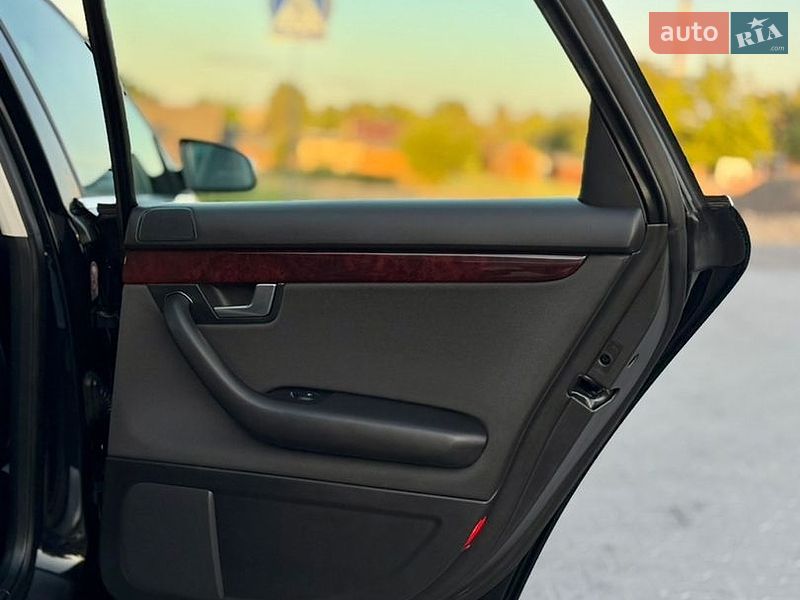 Универсал Audi A4 2005 в Владимире