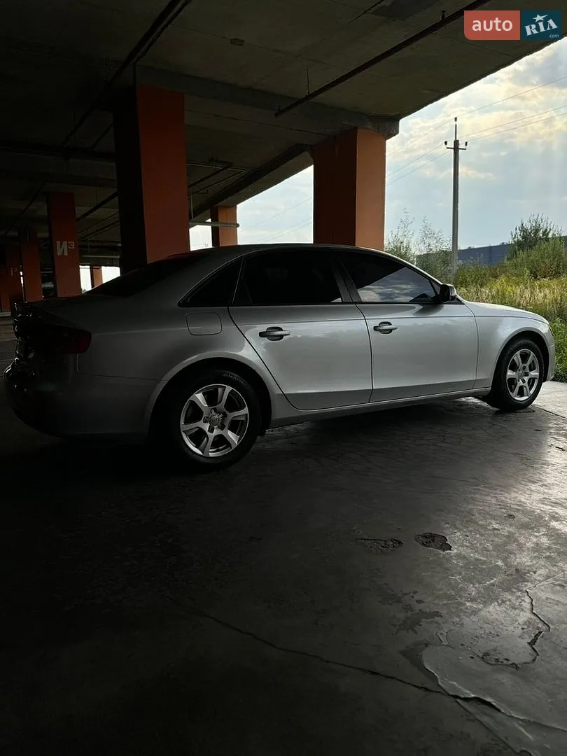 2010 Audi A4 - мініатюра 3