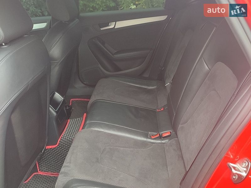 Седан Audi A4 2010 в Києві