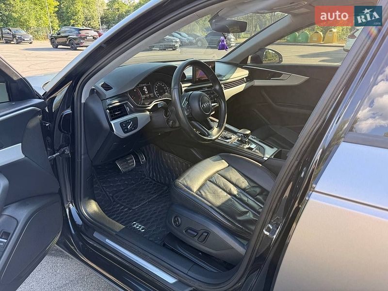 Седан Audi A4 2017 в Горенке