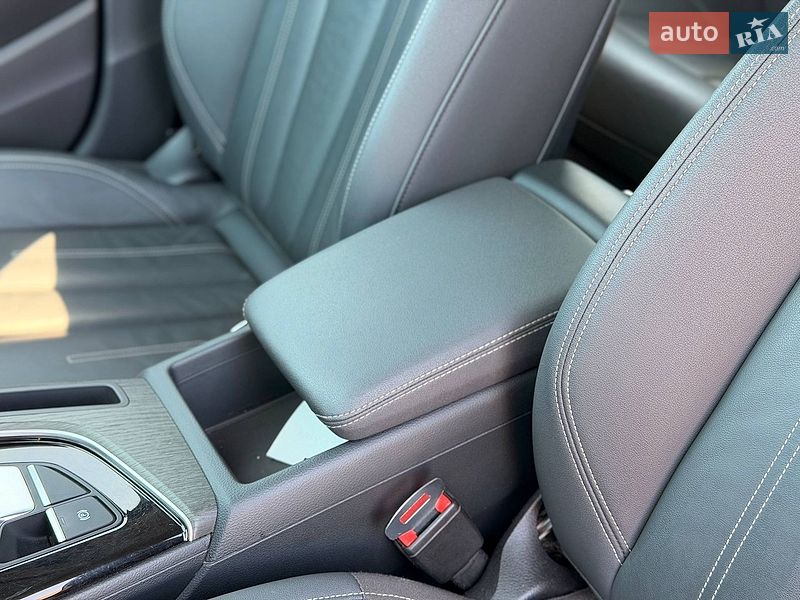 Седан Audi A4 2020 в Кривому Розі