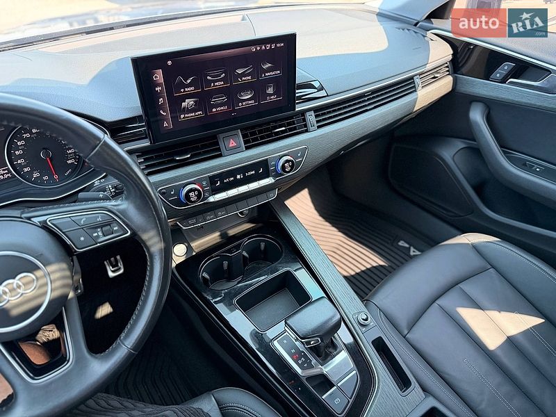 Седан Audi A4 2020 в Кривому Розі