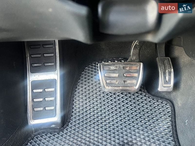Універсал Audi A4 2011 в Вараші