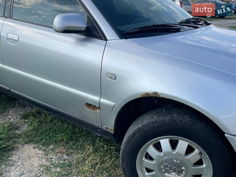 Седан Audi A4 1999 в Вінниці