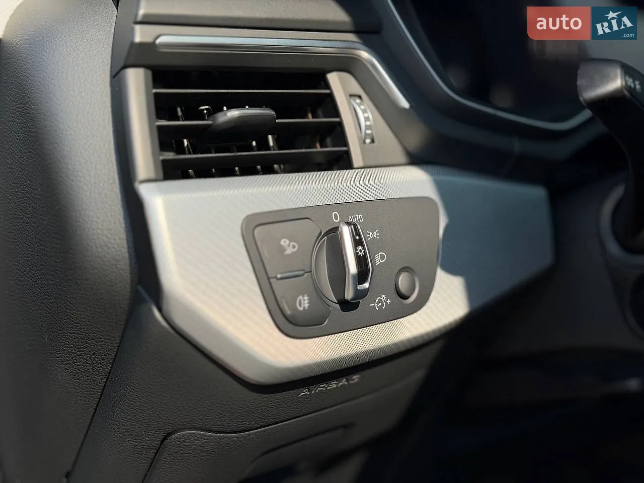 2017 Audi A4 - мініатюра 12