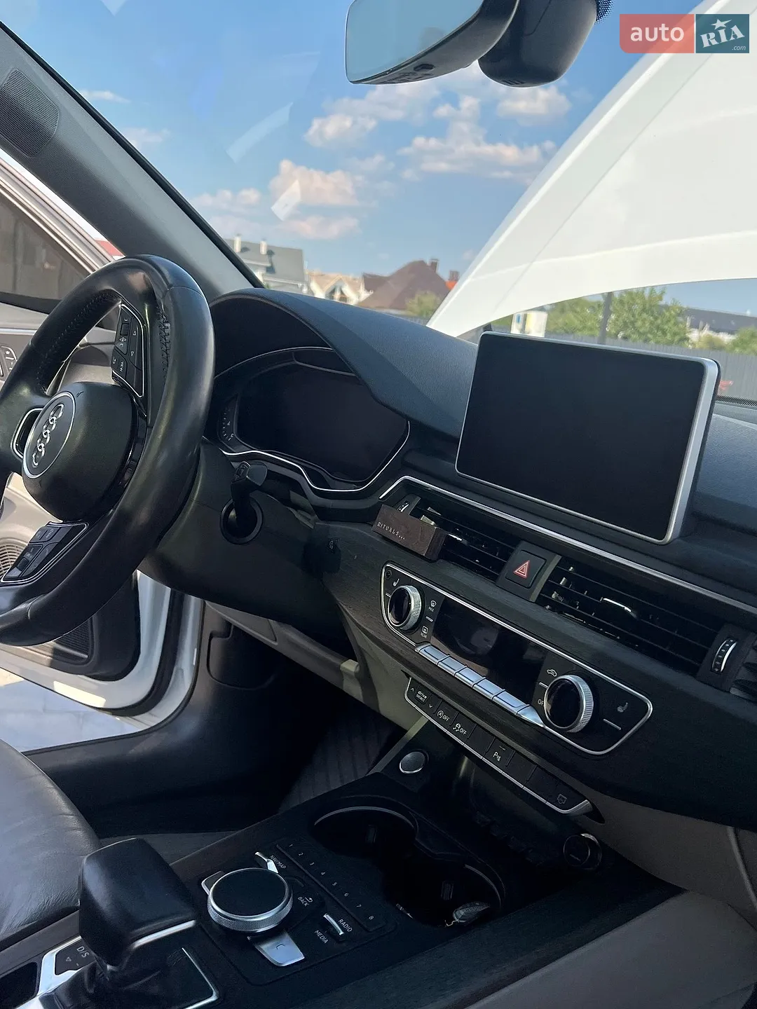 2016 Audi A4 - мініатюра 19