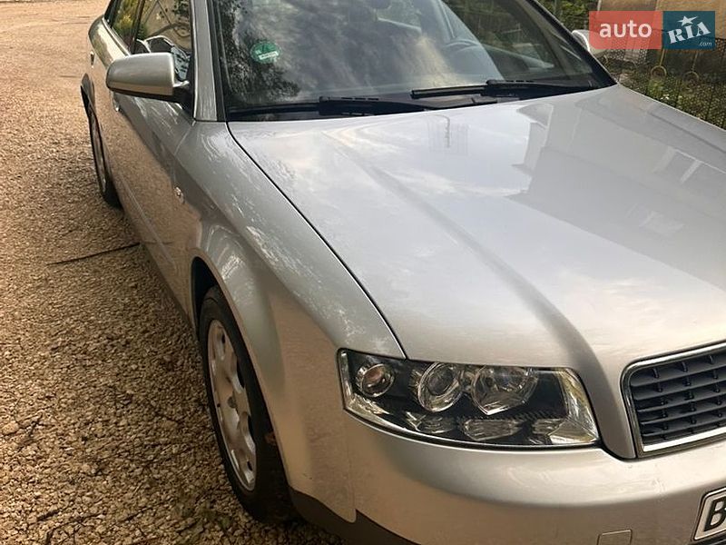 Седан Audi A4 2003 в Збараже