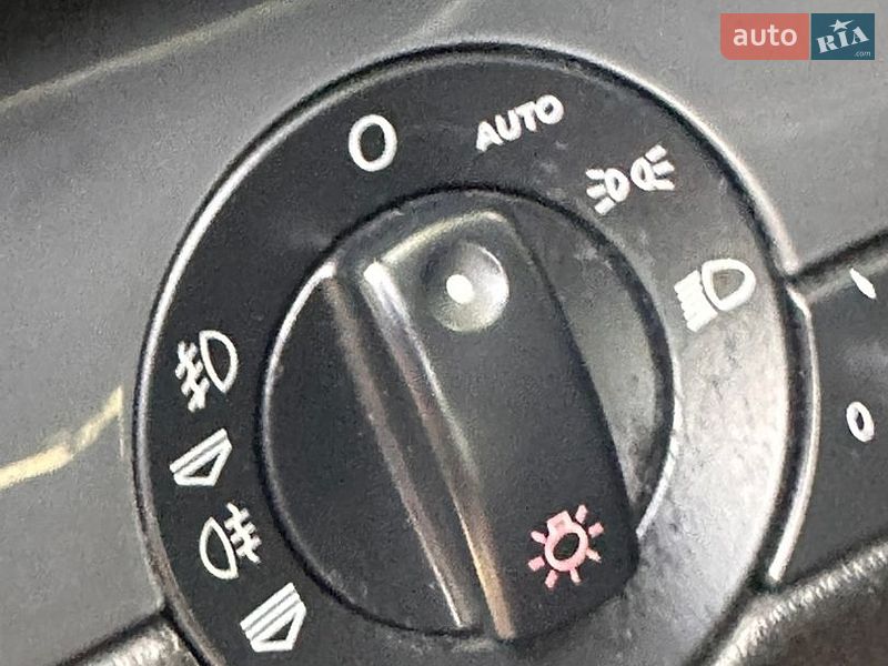 Седан Audi A4 2003 в Збараже