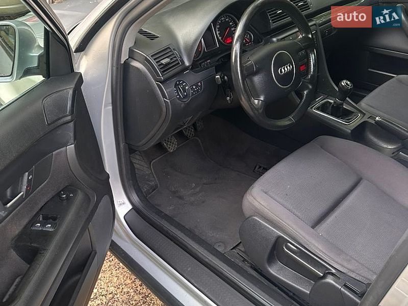 Седан Audi A4 2003 в Збараже