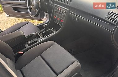 Седан Audi A4 2003 в Збараже