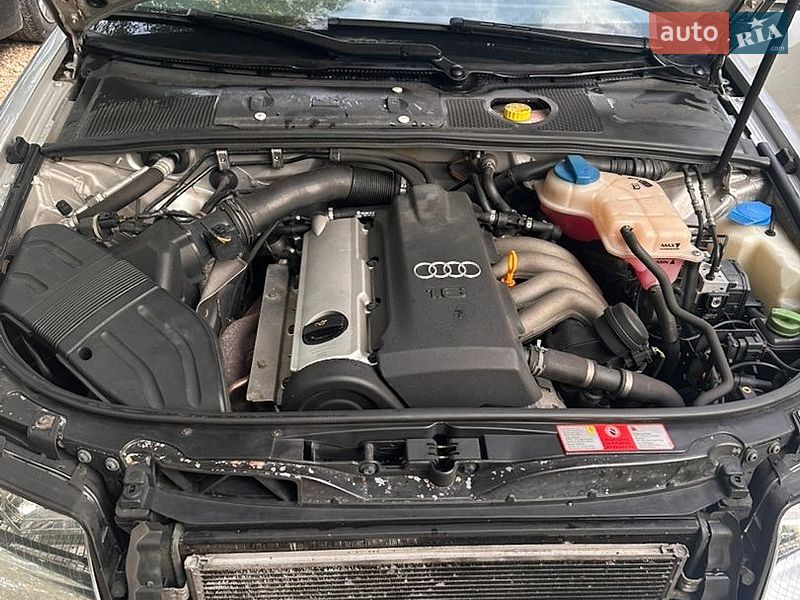 Седан Audi A4 2003 в Збараже