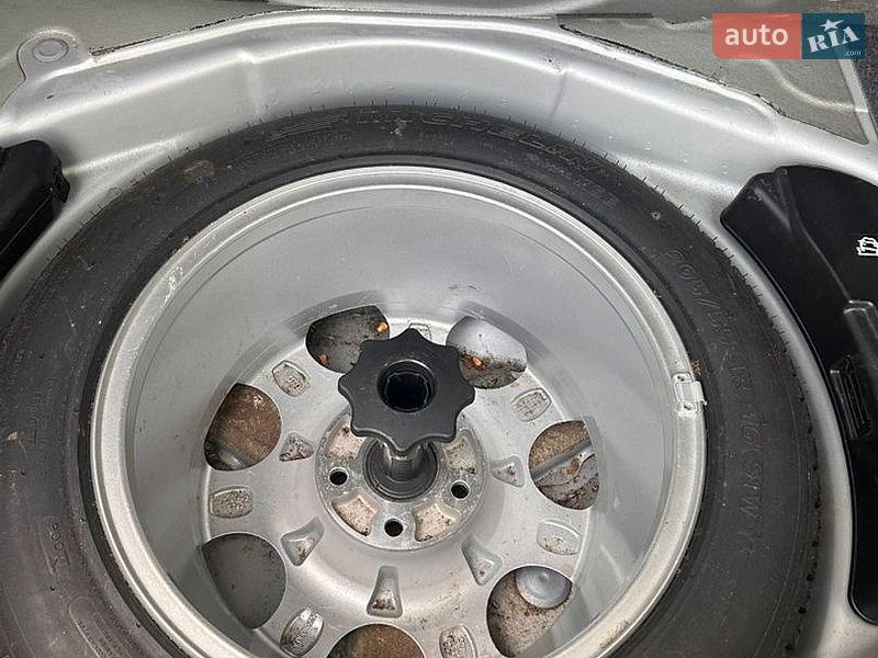 Седан Audi A4 2003 в Збараже
