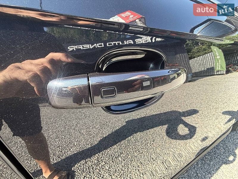 Седан Audi A4 2015 в Днепре