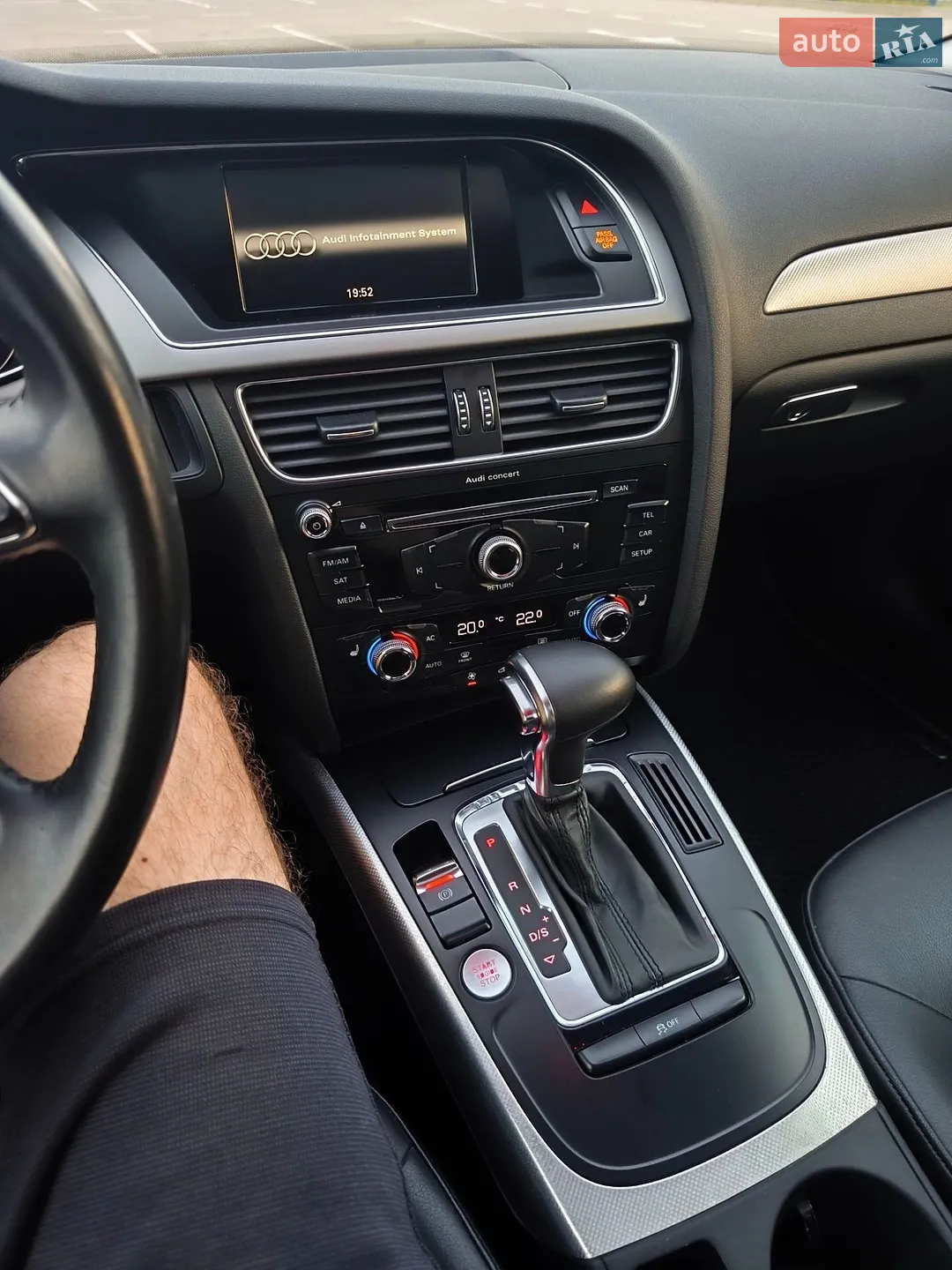 2012 Audi A4 - мініатюра 11