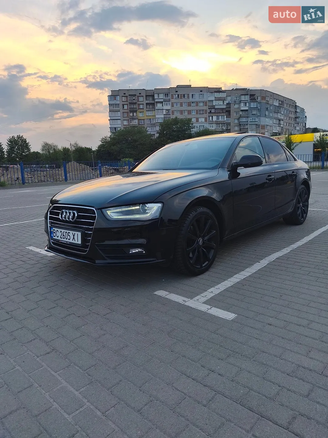 2012 Audi A4 - мініатюра 9