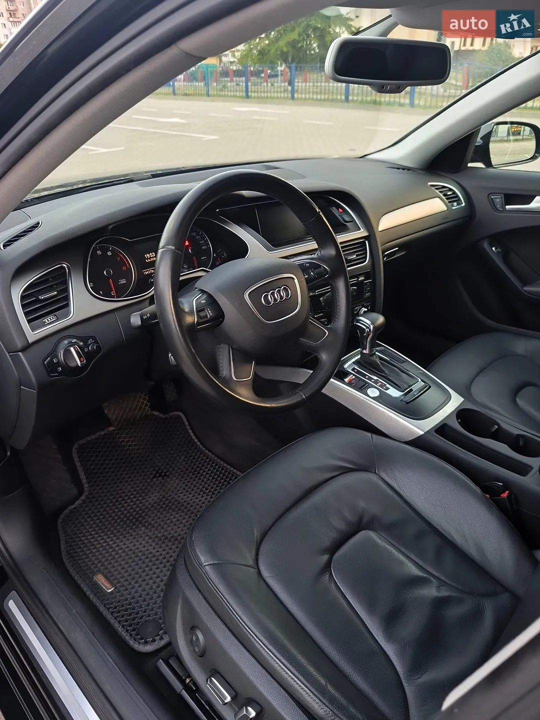 2012 Audi A4 - мініатюра 12