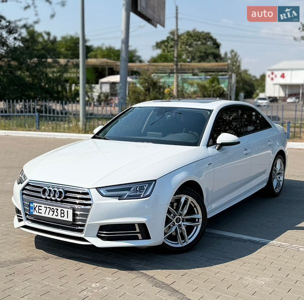 Седан Audi A4 2017 в Одесі
