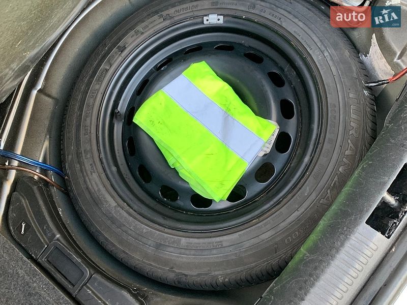Седан Audi A4 2006 в Кременці