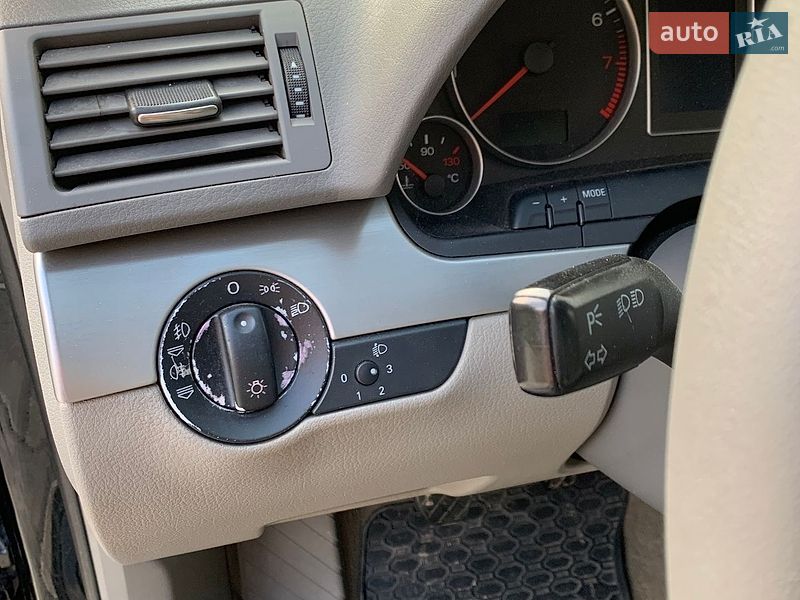 Седан Audi A4 2006 в Кременці