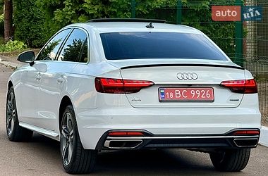 Седан Audi A4 2021 в Рівному