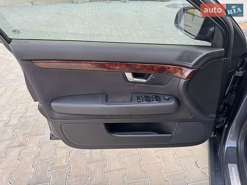 Седан Audi A4 2006 в Коломиї