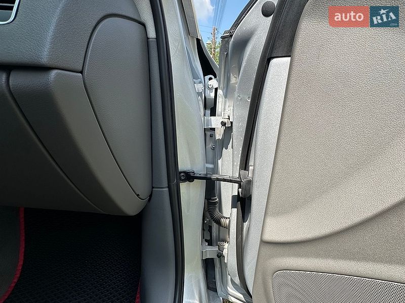 Седан Audi A4 2008 в Вышгороде