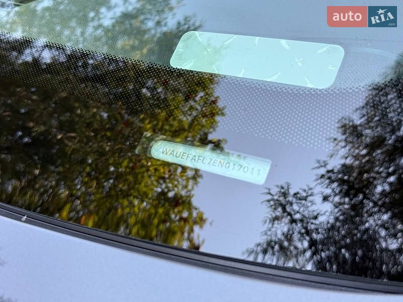 Седан Audi A4 2013 в Бучачі