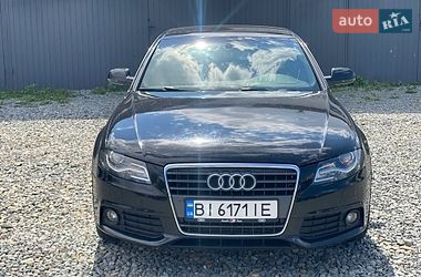 Седан Audi A4 2010 в Чернівцях
