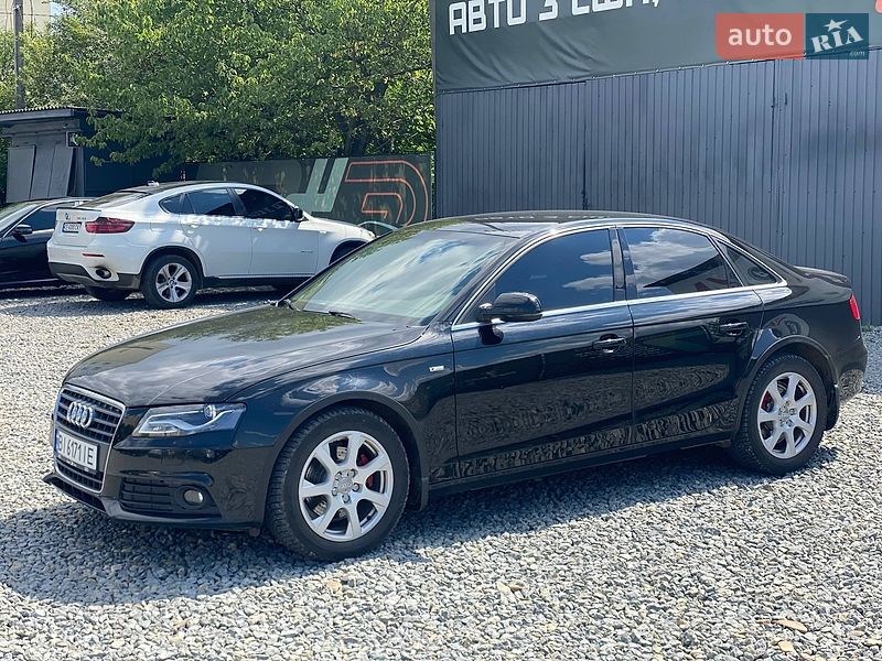 Седан Audi A4 2010 в Чернівцях