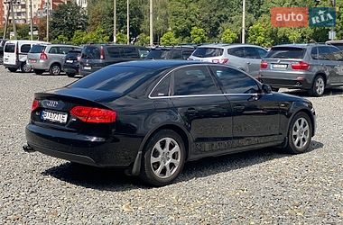 Седан Audi A4 2010 в Чернівцях