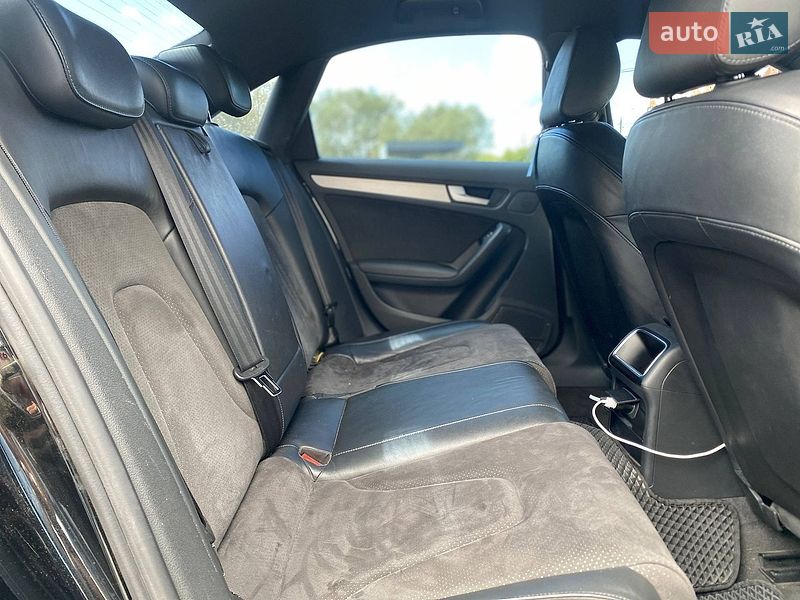 Седан Audi A4 2010 в Чернівцях