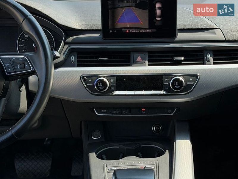 Седан Audi A4 2016 в Полтаві