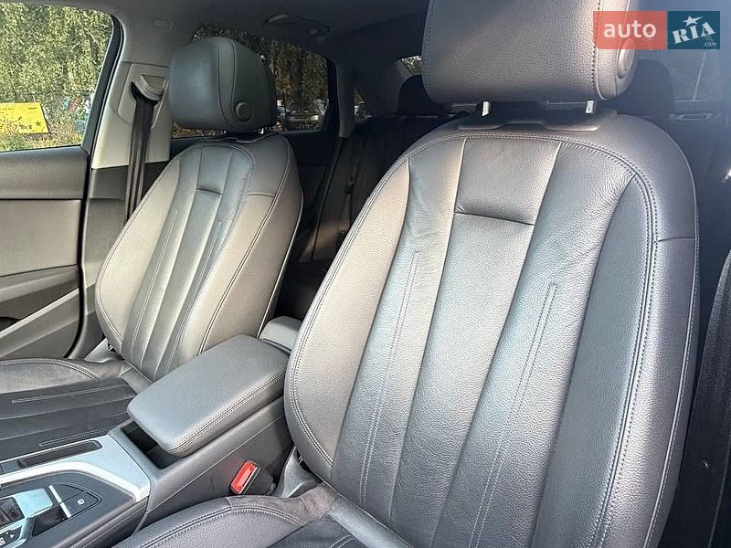Седан Audi A4 2016 в Полтаві