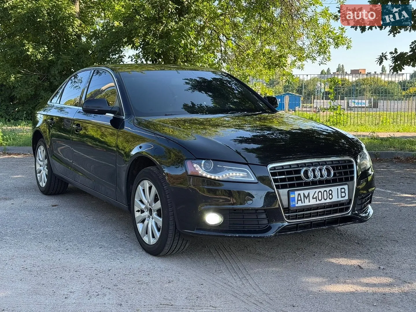 2010 Audi A4 - фото 1