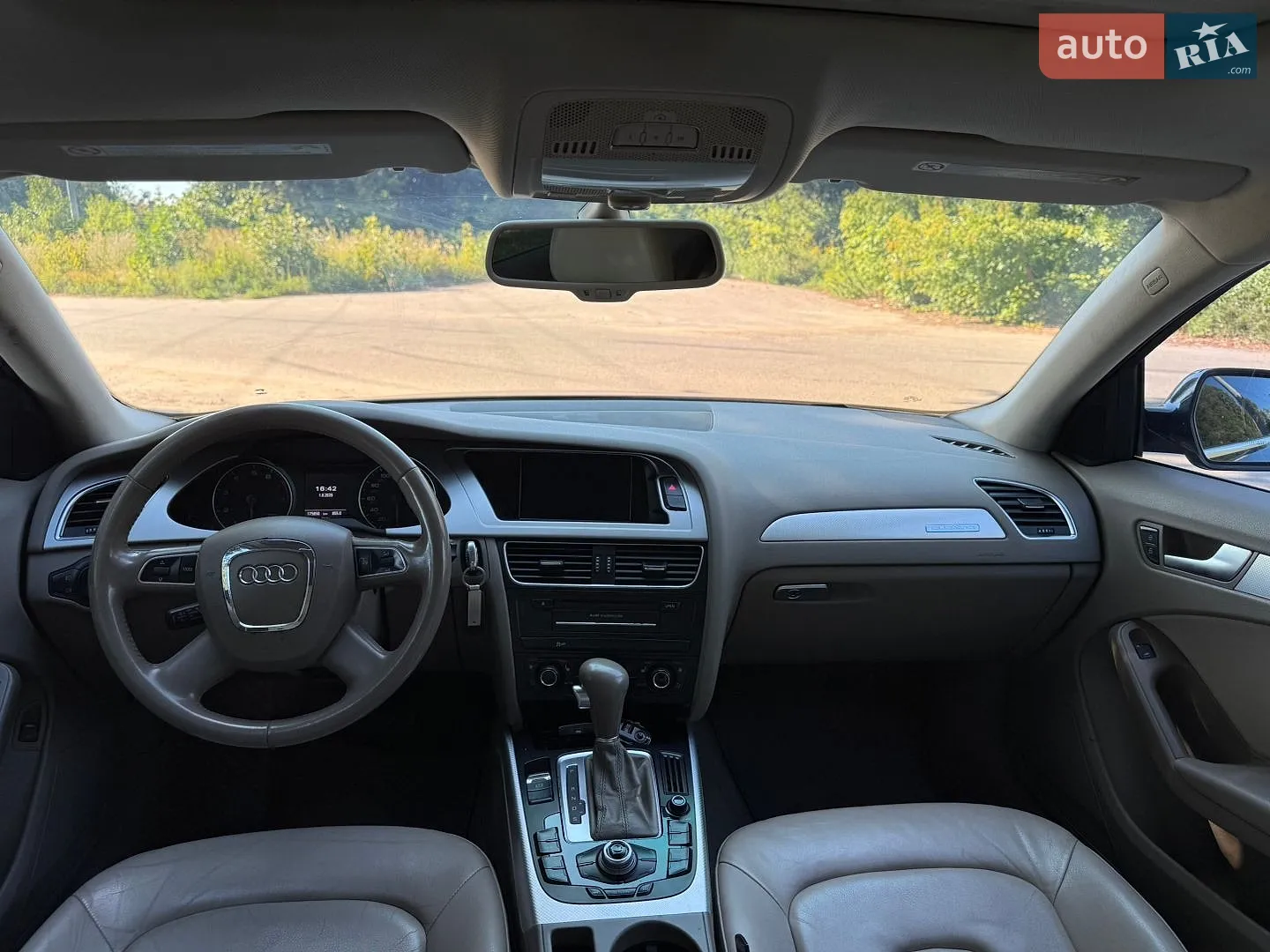 2010 Audi A4 - мініатюра 14