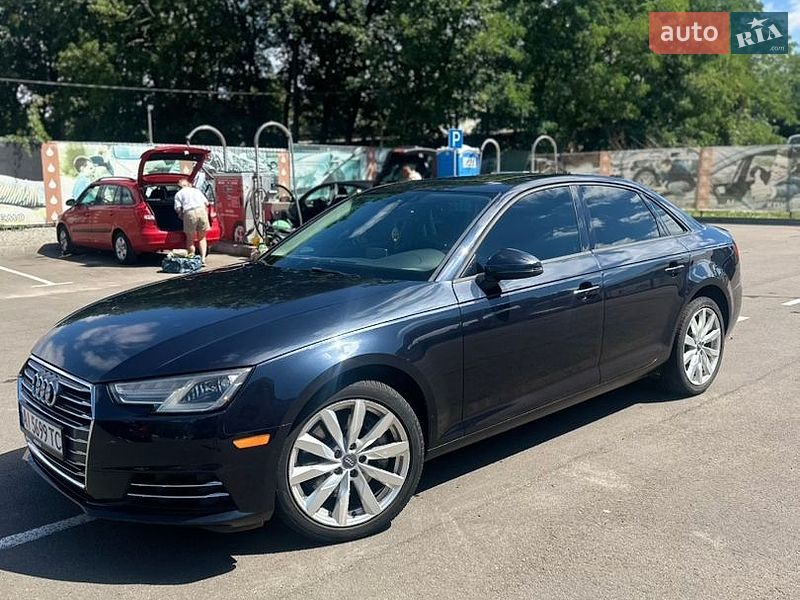 Седан Audi A4 2015 в Києві