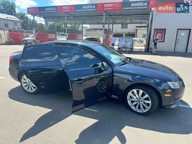 Седан Audi A4 2015 в Києві