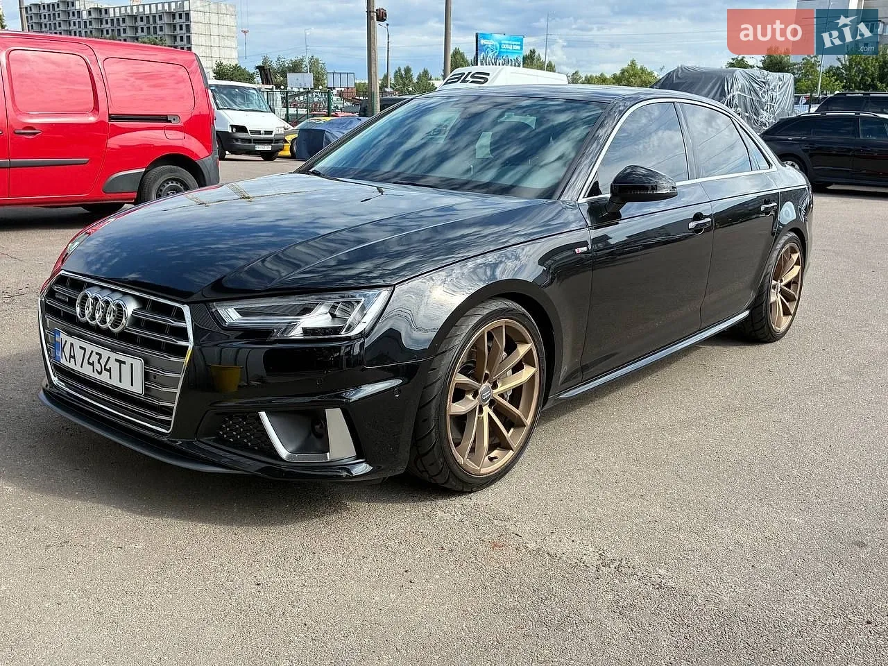 2019 Audi A4 - фото 1