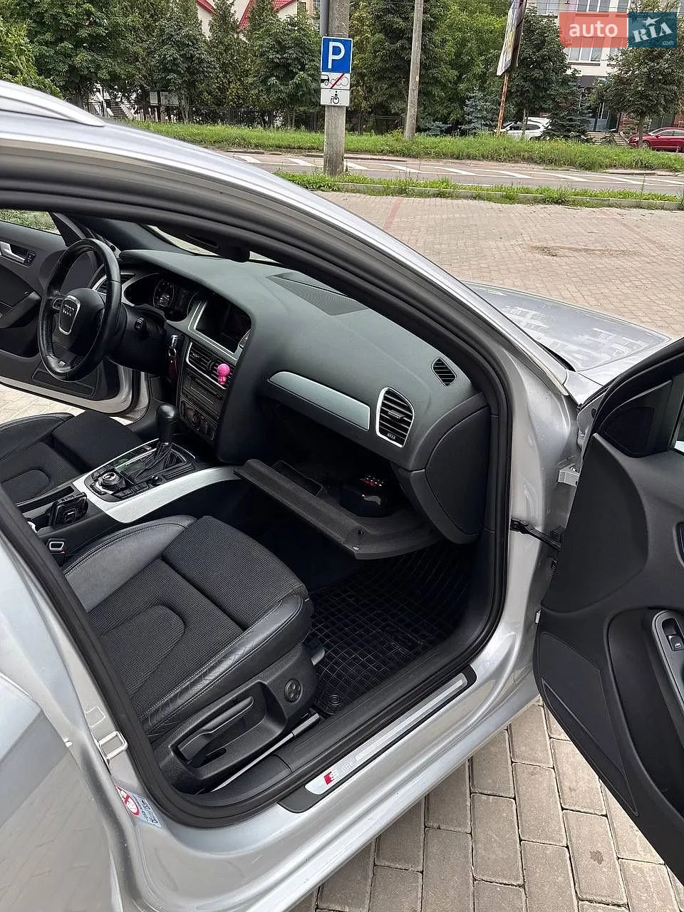 2011 Audi A4 - мініатюра 7