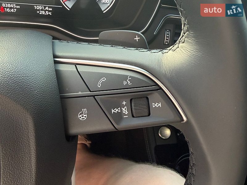 Седан Audi A4 2022 в Полтаве