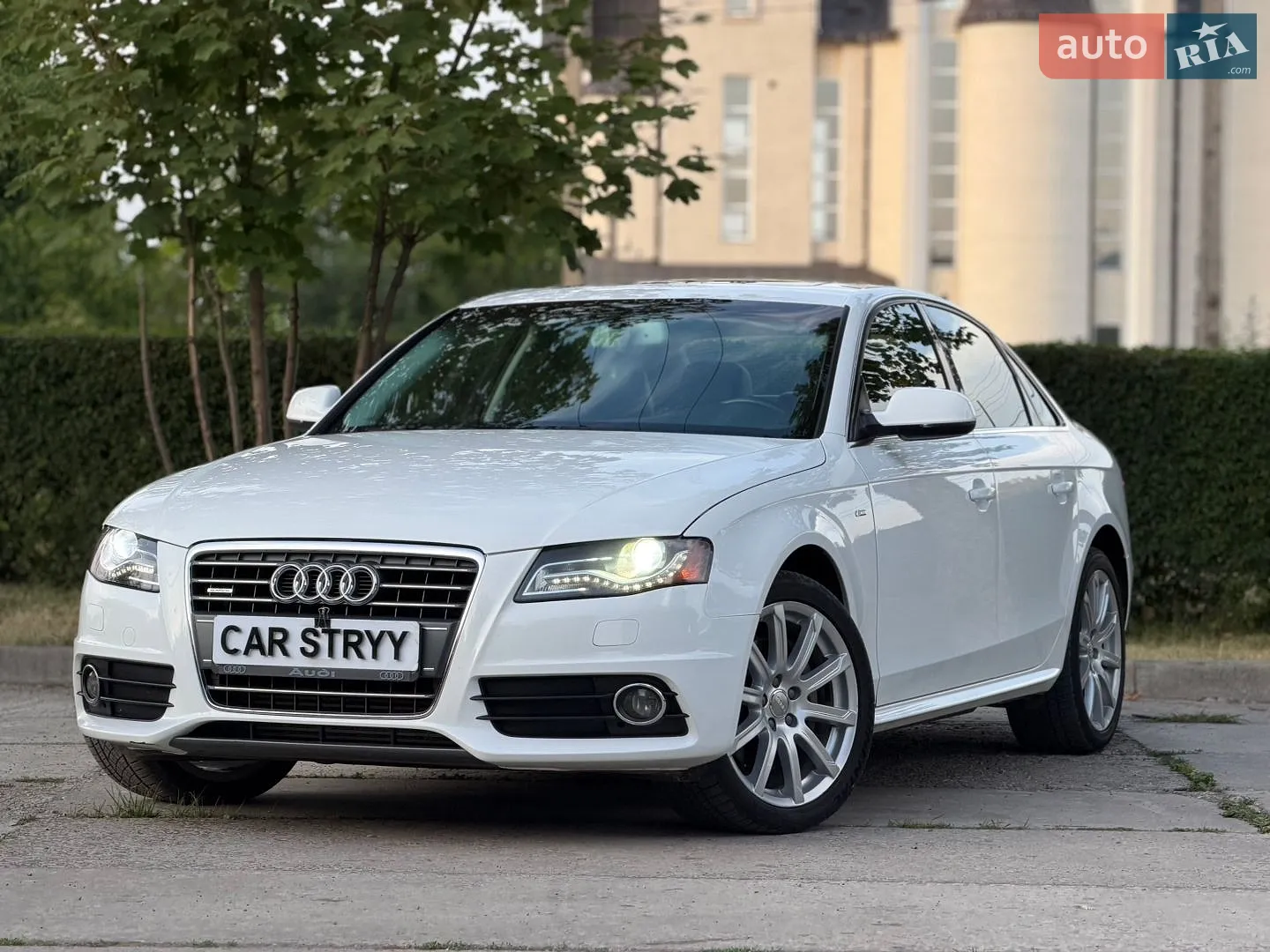 2011 Audi A4 - мініатюра 12