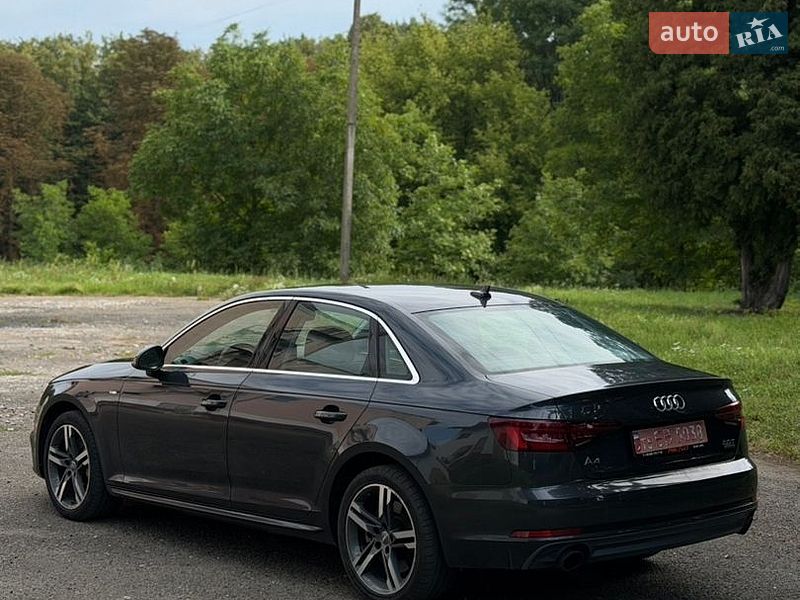 Седан Audi A4 2018 в Бурштині