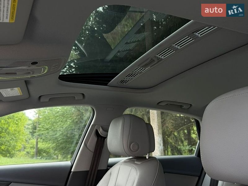 Седан Audi A4 2018 в Бурштині
