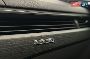 Седан Audi A4 2018 в Бурштині