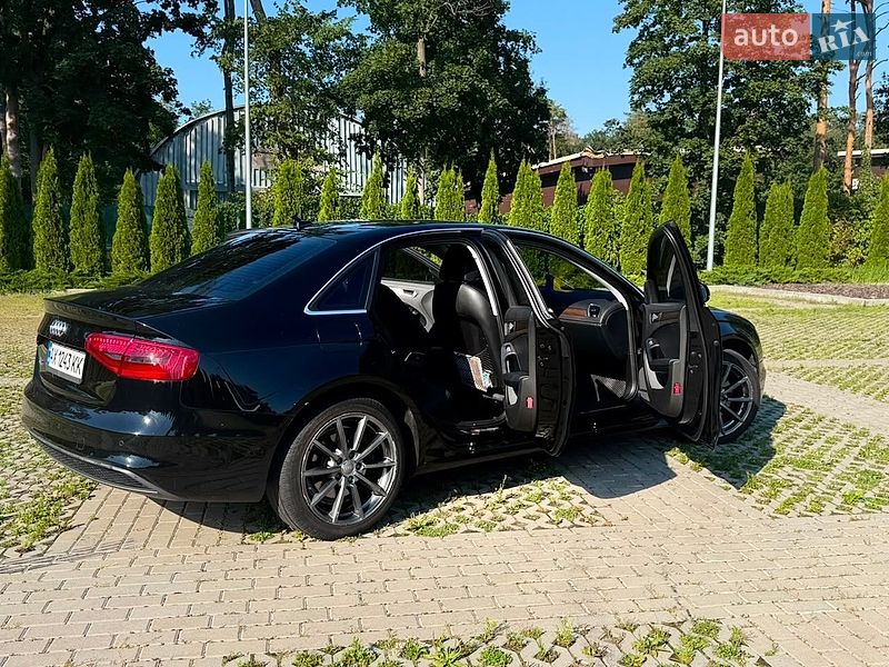 Седан Audi A4 2015 в Харкові фото 10 Седан Audi A4 2015 в Харкові