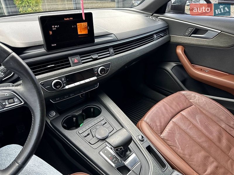 Седан Audi A4 2016 в Львові