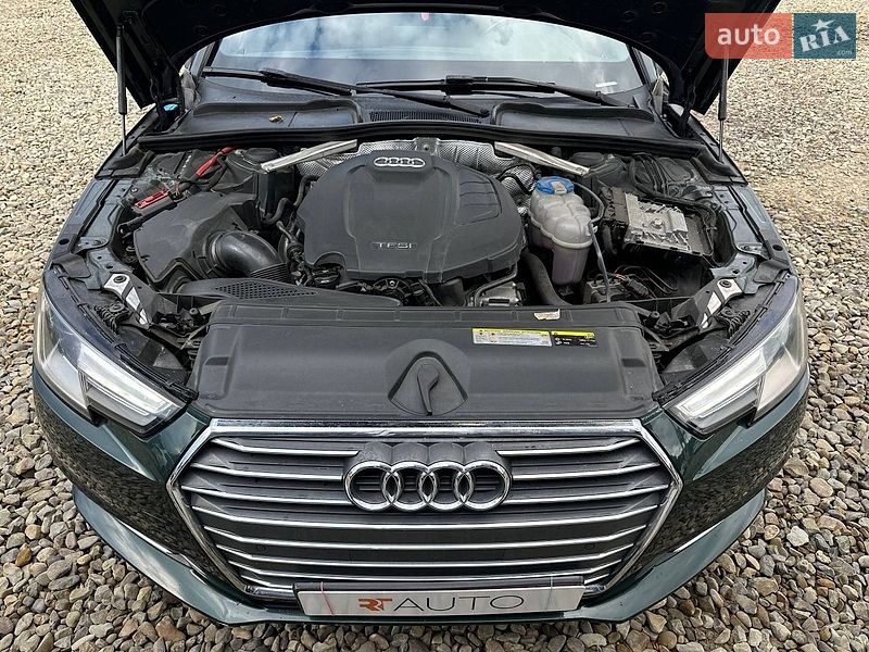 Седан Audi A4 2016 в Львові